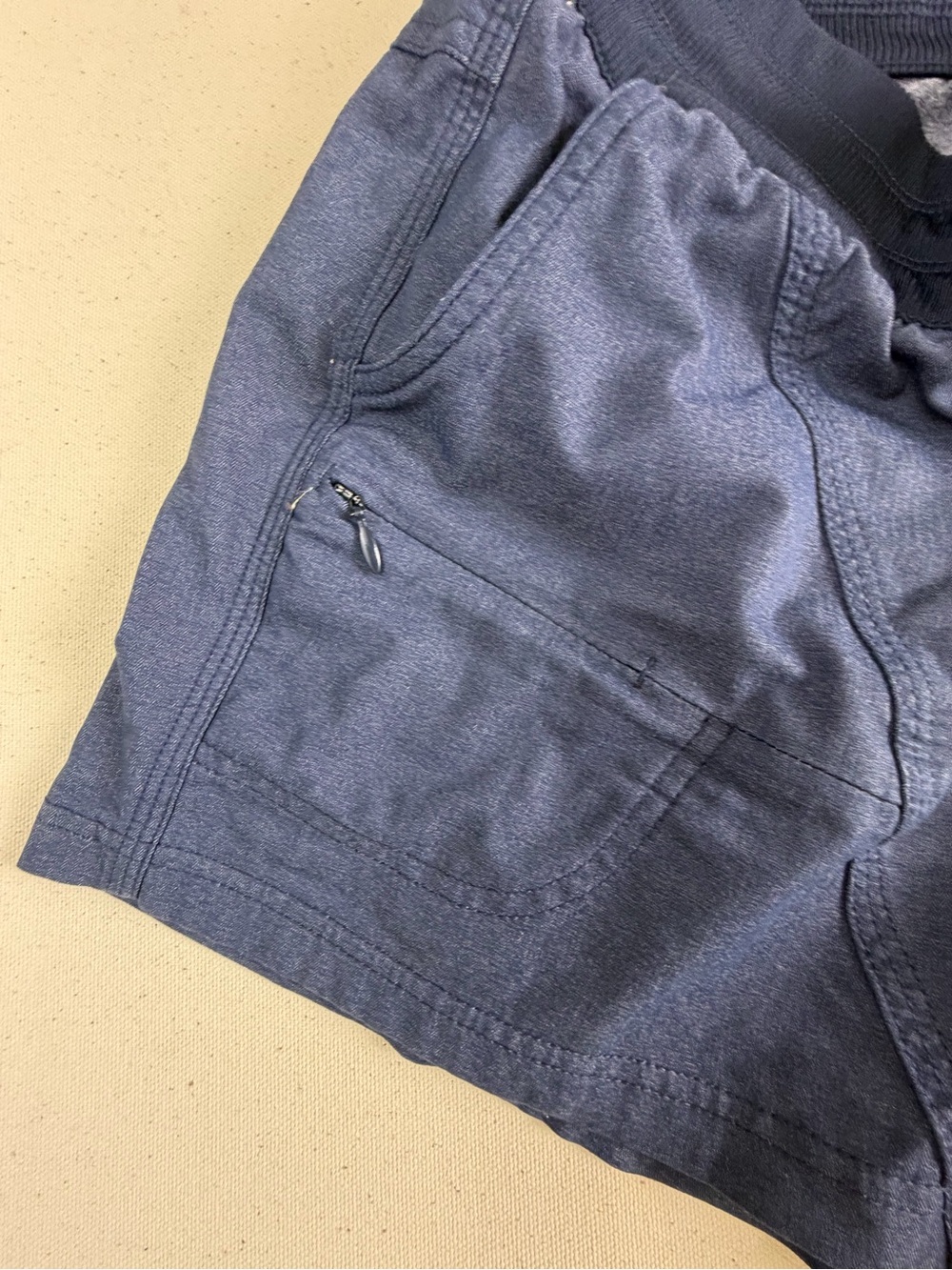 The North Face Women's Navy Athletic Drawstring Shorts - Picture 7 of 14